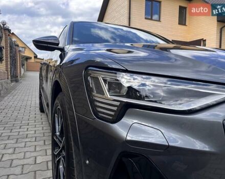 Сірий Ауді E-Tron, об'ємом двигуна 0 л та пробігом 54 тис. км за 37500 $, фото 12 на Automoto.ua
