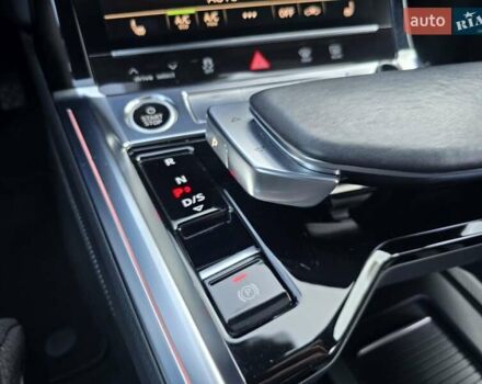 Сірий Ауді E-Tron, об'ємом двигуна 0 л та пробігом 67 тис. км за 37999 $, фото 82 на Automoto.ua