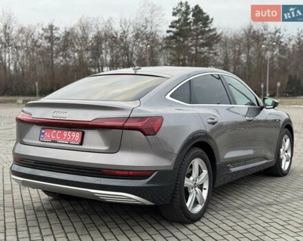 Серый Ауди E-Tron, объемом двигателя 0 л и пробегом 109 тыс. км за 30900 $, фото 12 на Automoto.ua