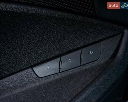 Серый Ауди E-Tron, объемом двигателя 0 л и пробегом 12 тыс. км за 31990 $, фото 68 на Automoto.ua