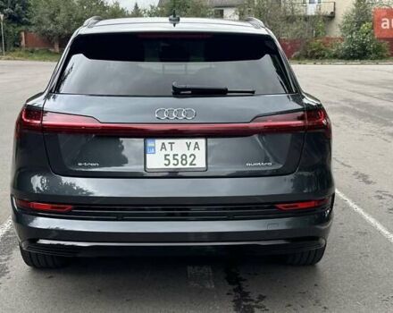 Сірий Ауді E-Tron, об'ємом двигуна 0 л та пробігом 78 тис. км за 29900 $, фото 5 на Automoto.ua