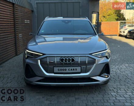 Ауді E-Tron 2020 у Одесі на Automoto.ua Сірий Ауді E-Tron, об'ємом двигуна 0 л та пробігом 43 тис. км за 34000 $, фото 1 на Automoto.ua