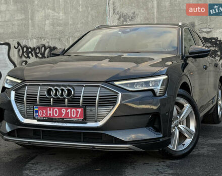 Ауді E-Tron 2020 у Львові на Automoto.ua Сірий Ауді E-Tron, об'ємом двигуна 0 л та пробігом 81 тис. км за 34920 $, фото 5 на Automoto.ua