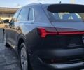 Серый Ауди E-Tron, объемом двигателя 0 л и пробегом 99 тыс. км за 31990 $, фото 14 на Automoto.ua