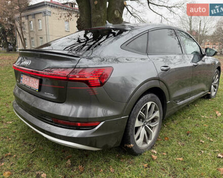 Сірий Ауді E-Tron, об'ємом двигуна 0 л та пробігом 53 тис. км за 34000 $, фото 10 на Automoto.ua