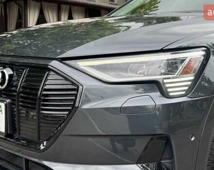 Сірий Ауді E-Tron, об'ємом двигуна 0 л та пробігом 78 тис. км за 29900 $, фото 17 на Automoto.ua