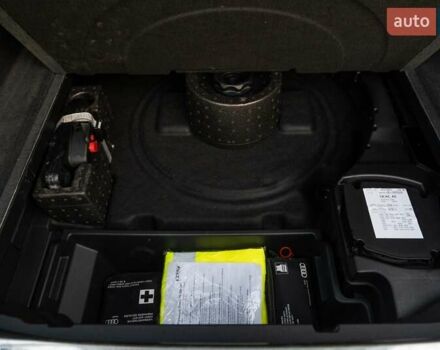 Сірий Ауді E-Tron, об'ємом двигуна 0 л та пробігом 112 тис. км за 34300 $, фото 37 на Automoto.ua