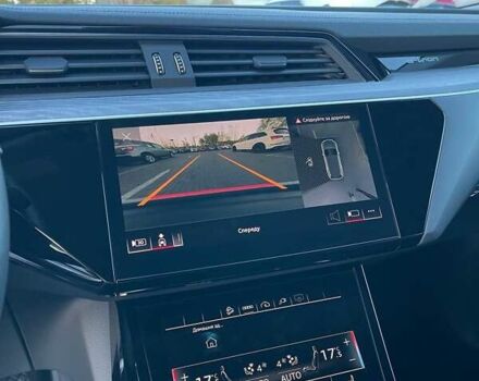 Серый Ауди E-Tron, объемом двигателя 0 л и пробегом 45 тыс. км за 29900 $, фото 20 на Automoto.ua