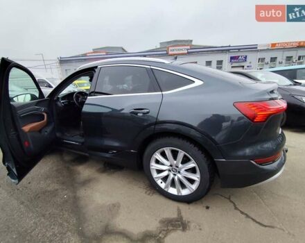 Серый Ауди E-Tron, объемом двигателя 0 л и пробегом 169 тыс. км за 33999 $, фото 22 на Automoto.ua