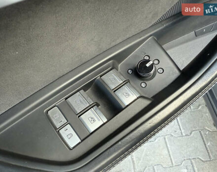 Серый Ауди E-Tron, объемом двигателя 0 л и пробегом 41 тыс. км за 44990 $, фото 25 на Automoto.ua