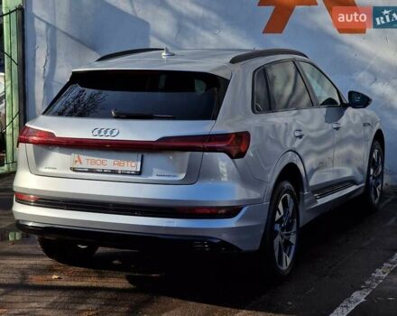 Серый Ауди E-Tron, объемом двигателя 0 л и пробегом 12 тыс. км за 31990 $, фото 38 на Automoto.ua