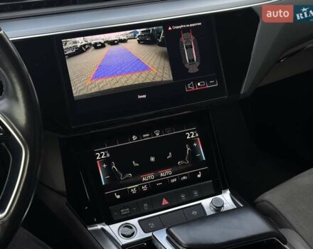 Серый Ауди E-Tron, объемом двигателя 0 л и пробегом 74 тыс. км за 30500 $, фото 19 на Automoto.ua