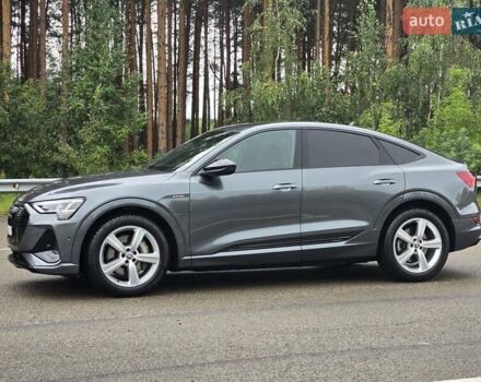 Серый Ауди E-Tron, объемом двигателя 0 л и пробегом 71 тыс. км за 33999 $, фото 6 на Automoto.ua