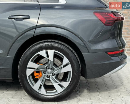 Ауди E-Tron 2020 в Тернополе на Automoto.ua Серый Ауди E-Tron, объемом двигателя 0 л и пробегом 126 тыс. км за 23900 $, фото 34 на Automoto.ua