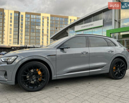 Ауди E-Tron 2020 в Луцке на Automoto.ua Серый Ауди E-Tron, объемом двигателя 0 л и пробегом 104 тыс. км за 33000 $, фото 7 на Automoto.ua