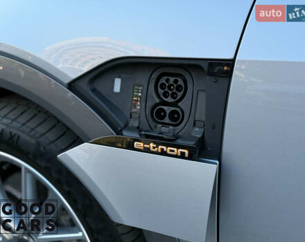 Ауді E-Tron 2020 у Одесі на Automoto.ua Сірий Ауді E-Tron, об'ємом двигуна 0 л та пробігом 43 тис. км за 34000 $, фото 10 на Automoto.ua