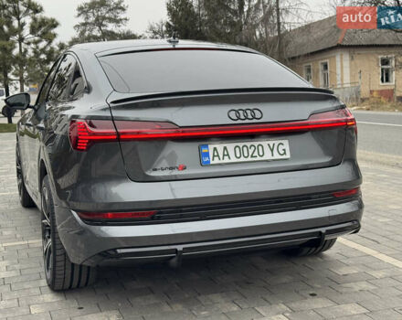 Серый Ауди E-Tron, объемом двигателя 0 л и пробегом 140 тыс. км за 32100 $, фото 21 на Automoto.ua