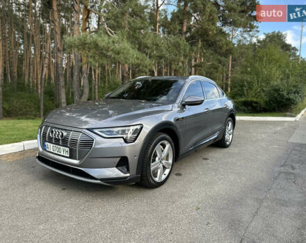 Серый Ауди E-Tron, объемом двигателя 0 л и пробегом 85 тыс. км за 33000 $, фото 1 на Automoto.ua