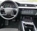 Серый Ауди E-Tron, объемом двигателя 0 л и пробегом 112 тыс. км за 29800 $, фото 33 на Automoto.ua