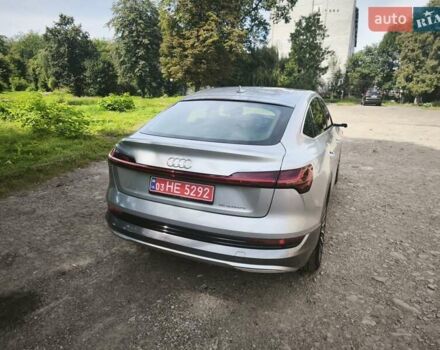 Сірий Ауді E-Tron, об'ємом двигуна 0 л та пробігом 70 тис. км за 34500 $, фото 10 на Automoto.ua