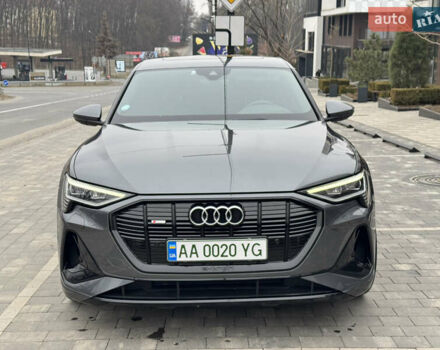 Серый Ауди E-Tron, объемом двигателя 0 л и пробегом 140 тыс. км за 32100 $, фото 16 на Automoto.ua