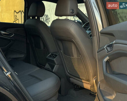 Ауді E-Tron 2020 у Львові на Automoto.ua Сірий Ауді E-Tron, об'ємом двигуна 0 л та пробігом 81 тис. км за 34920 $, фото 33 на Automoto.ua