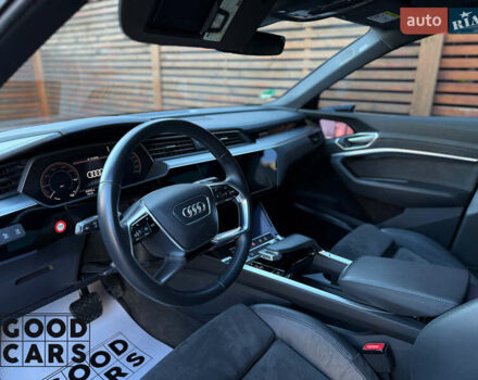 Ауді E-Tron 2020 у Одесі на Automoto.ua Сірий Ауді E-Tron, об'ємом двигуна 0 л та пробігом 43 тис. км за 34000 $, фото 15 на Automoto.ua