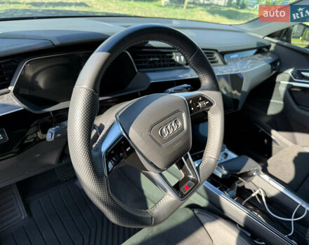 Сірий Ауді E-Tron, об'ємом двигуна 0 л та пробігом 65 тис. км за 39990 $, фото 27 на Automoto.ua