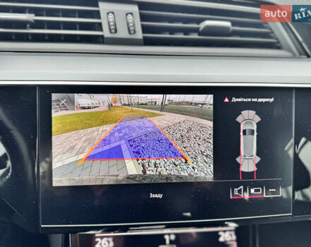 Серый Ауди E-Tron, объемом двигателя 0 л и пробегом 150 тыс. км за 25500 $, фото 13 на Automoto.ua