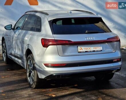 Серый Ауди E-Tron, объемом двигателя 0 л и пробегом 12 тыс. км за 31990 $, фото 39 на Automoto.ua