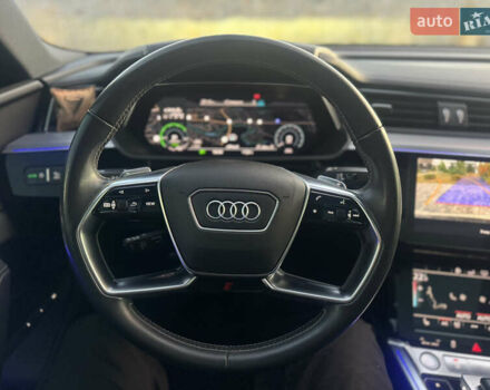 Сірий Ауді E-Tron, об'ємом двигуна 0 л та пробігом 140 тис. км за 37000 $, фото 50 на Automoto.ua