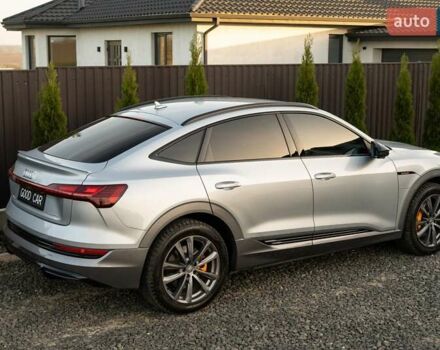 Сірий Ауді E-Tron, об'ємом двигуна 0 л та пробігом 112 тис. км за 34300 $, фото 16 на Automoto.ua