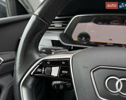 Ауди E-Tron 2020 в Тернополе на Automoto.ua Серый Ауди E-Tron, объемом двигателя 0 л и пробегом 126 тыс. км за 23900 $, фото 69 на Automoto.ua