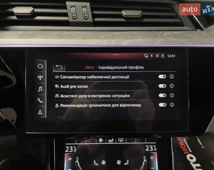 Серый Ауди E-Tron, объемом двигателя 0 л и пробегом 120 тыс. км за 28700 $, фото 65 на Automoto.ua