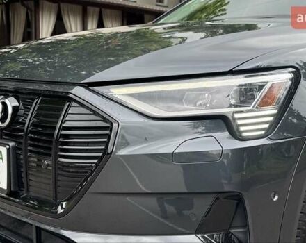 Ауди E-Tron 2020 в Ивано-Франковске на Automoto.ua Серый Ауди E-Tron, объемом двигателя 0 л и пробегом 68 тыс. км за 31000 $, фото 9 на Automoto.ua