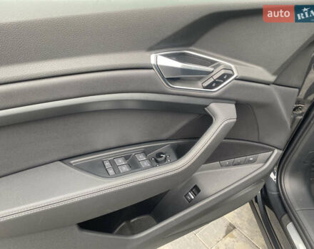 Ауди E-Tron 2020 в Луцке на Automoto.ua Серый Ауди E-Tron, объемом двигателя 0 л и пробегом 128 тыс. км за 25000 $, фото 24 на Automoto.ua
