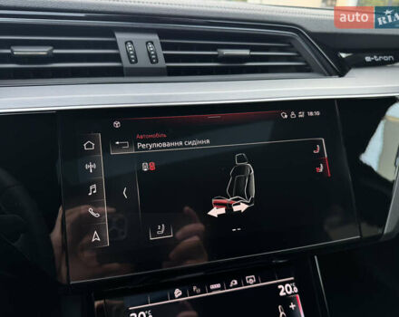 Серый Ауди E-Tron, объемом двигателя 0 л и пробегом 119 тыс. км за 41500 $, фото 46 на Automoto.ua