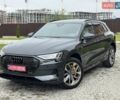 Серый Ауди E-Tron, объемом двигателя 0 л и пробегом 47 тыс. км за 40500 $, фото 1 на Automoto.ua