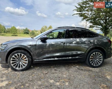 Серый Ауди E-Tron, объемом двигателя 0 л и пробегом 110 тыс. км за 42000 $, фото 4 на Automoto.ua