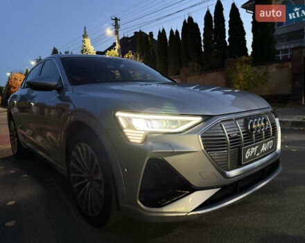 Сірий Ауді E-Tron, об'ємом двигуна 0 л та пробігом 39 тис. км за 39800 $, фото 1 на Automoto.ua