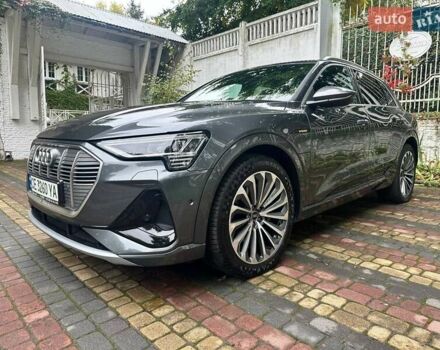 Серый Ауди E-Tron, объемом двигателя 0 л и пробегом 53 тыс. км за 36000 $, фото 13 на Automoto.ua