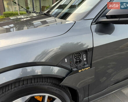 Серый Ауди E-Tron, объемом двигателя 0 л и пробегом 119 тыс. км за 41500 $, фото 69 на Automoto.ua