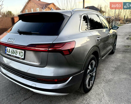 Серый Ауди E-Tron, объемом двигателя 0 л и пробегом 78 тыс. км за 33000 $, фото 10 на Automoto.ua