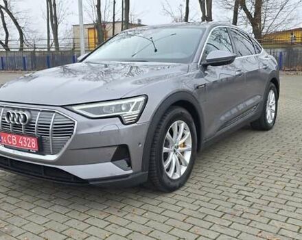 Сірий Ауді E-Tron, об'ємом двигуна 0 л та пробігом 140 тис. км за 28800 $, фото 22 на Automoto.ua