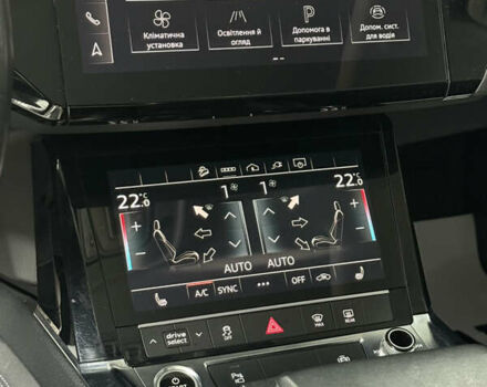 Серый Ауди E-Tron, объемом двигателя 0 л и пробегом 44 тыс. км за 33000 $, фото 17 на Automoto.ua