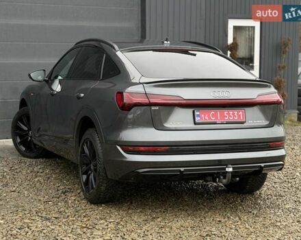 Серый Ауди E-Tron, объемом двигателя 0 л и пробегом 149 тыс. км за 29300 $, фото 28 на Automoto.ua