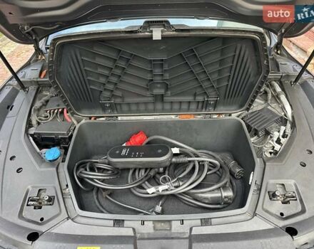 Ауди E-Tron 2021 в Тернополе на Automoto.ua Серый Ауди E-Tron, объемом двигателя 0 л и пробегом 85 тыс. км за 27999 $, фото 19 на Automoto.ua