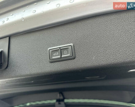 Сірий Ауді E-Tron, об'ємом двигуна 0 л та пробігом 45 тис. км за 33999 $, фото 42 на Automoto.ua