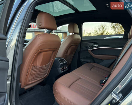 Серый Ауди E-Tron, объемом двигателя 0 л и пробегом 70 тыс. км за 42850 $, фото 41 на Automoto.ua