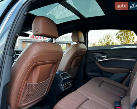 Серый Ауди E-Tron, объемом двигателя 0 л и пробегом 70 тыс. км за 42850 $, фото 45 на Automoto.ua